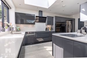 Photo 21- click for photo gallery